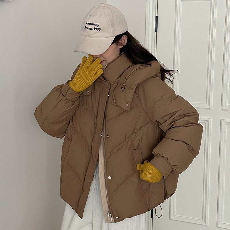 카키색