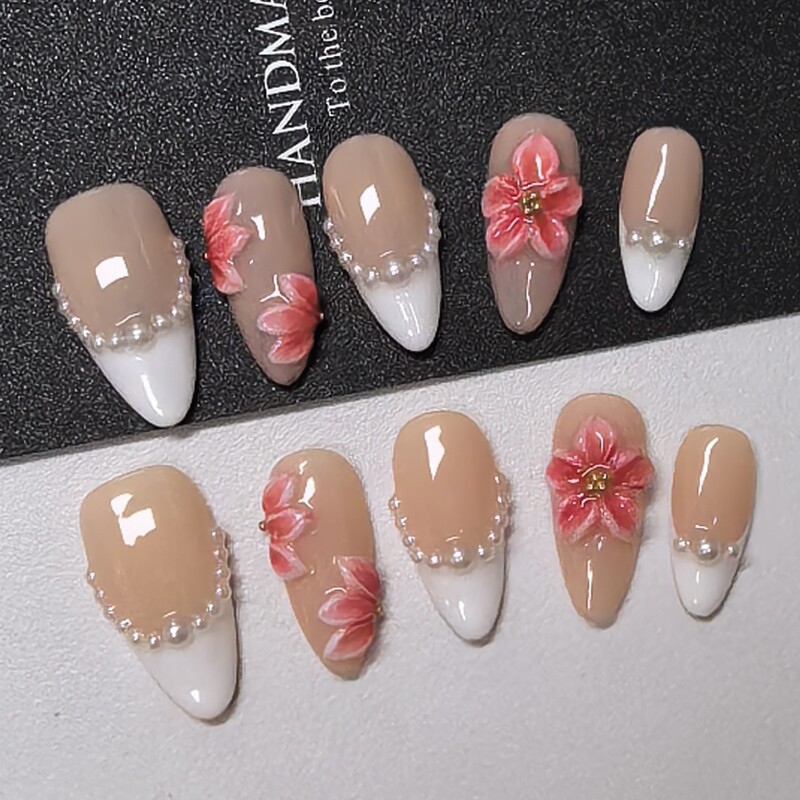 TW cross-border exclusive supply of handmade nude French leopard print manicure with three-dimensional metal flowers, short nail patches TW cross-border exclusive supply of handmade nude French leopard print manicure with three-dimensional metal flowers, short nail patches