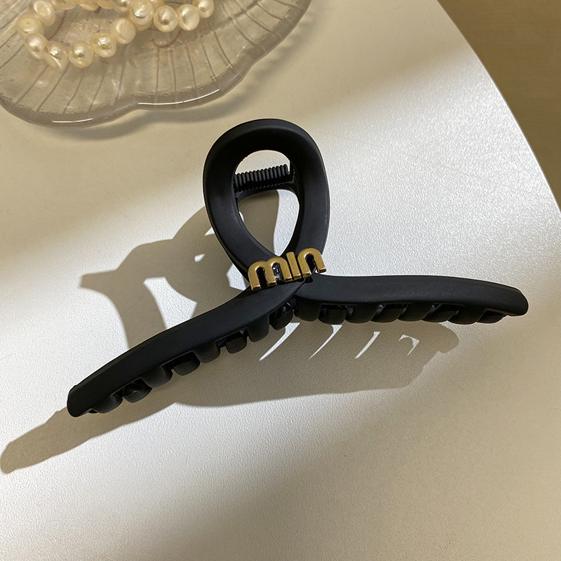 黒系大きいサイズ髪つかみminつや消しサメクリップ髪量多高级感后头部ヘアークリップ髪饰り|undefined