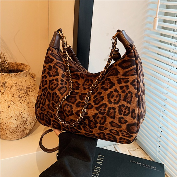 Bolsa de brazo retro cadena transfronteriza para mujeres 2025 nuevo otoño invierno leopardo de alta calidad bolso de hombro bolso de viaje