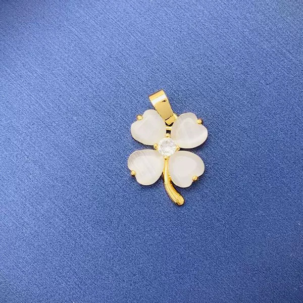 【056】 White jade four -leaf grass*golden color