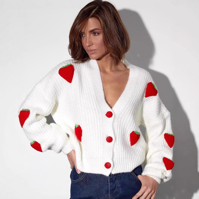 Amazon cross-border Europe and the United States loose V-neck sweet three-dimensional strawberry handmade applique thick needle sweater button cardigan women