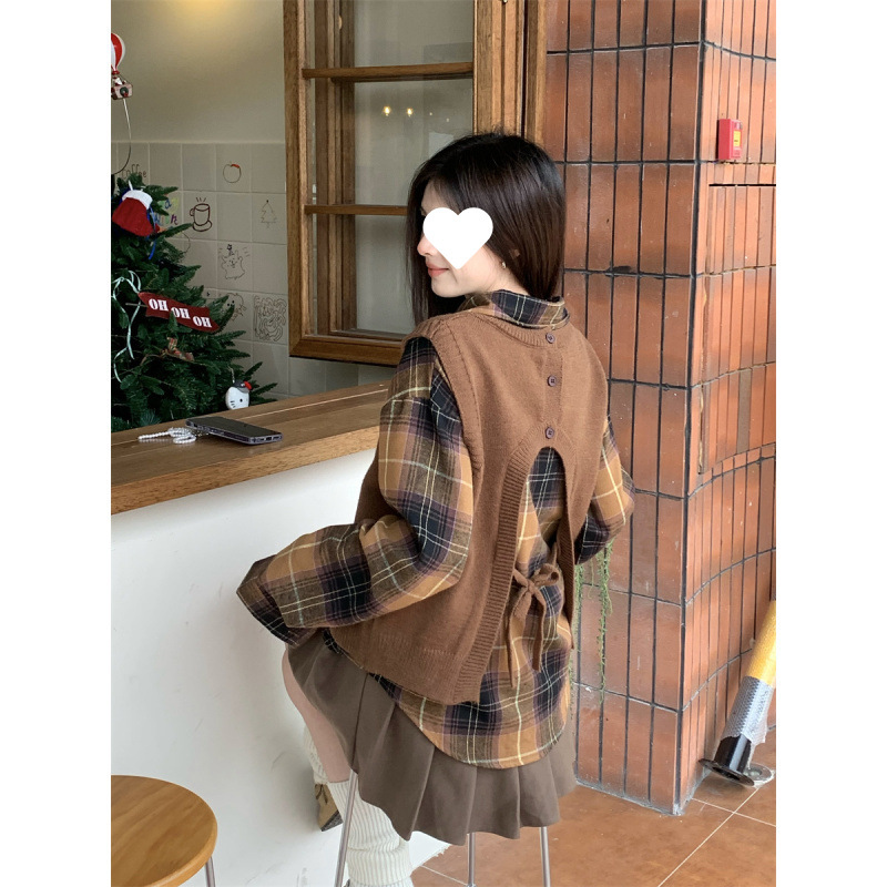 新年战袍洋气针织马甲法式复古格子衬衫两件套女秋冬韩版宽松套装
