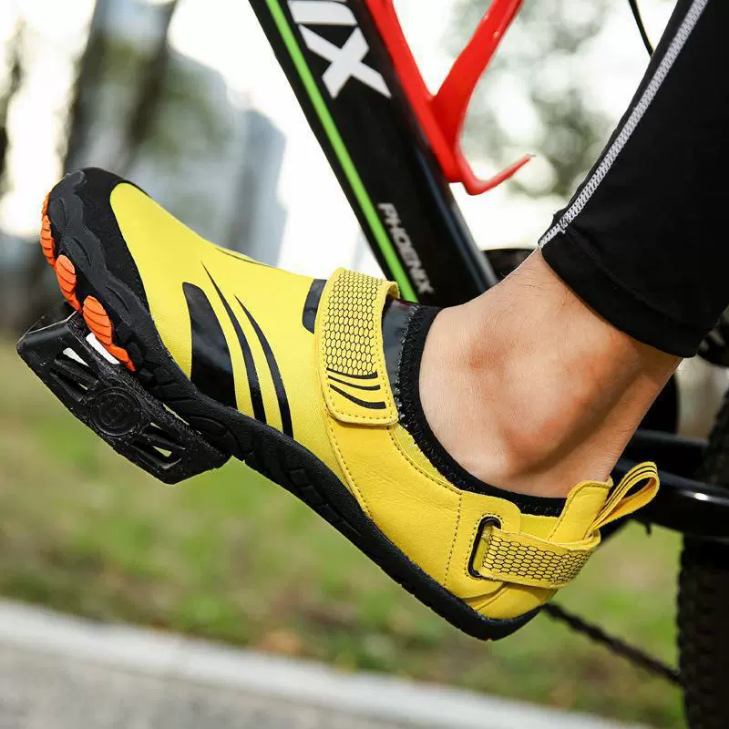 Fashionable sports shoes for men and women for beloved with velcro platform, trend of season