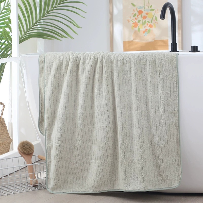 Toalla de baño absorbente extra grande casa de baños para adultos Toalla grande a rayas suave y cómoda Toalla de playa multicolor de terciopelo coral