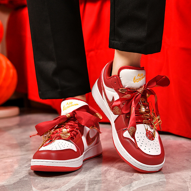 Putian Aj Wedding Shoes Year of the Dragon Red Bridal Shoes New Couple Low-Top Sneakers Air Force One Couple Trendy Casual Putian Aj Wedding Shoes Year of the Dragon Red Bridal Shoes New Couple Low-Top Sneakers Air Force One Couple Trendy Casual