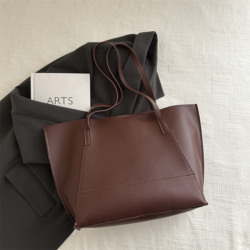 Bolso de gran capacidad para mujeres 2024 nuevo bolso de hombro de verano bolso de alta calidad bolso de viaje de clase para estudiantes universitarios