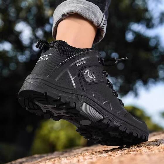 Shoes Men's 2025 Spring New Labor Protection Sports Mountaineering Shoes Waterproof Non-slip Wear-resistant Outdoor Low-top Casual Shoes for Men