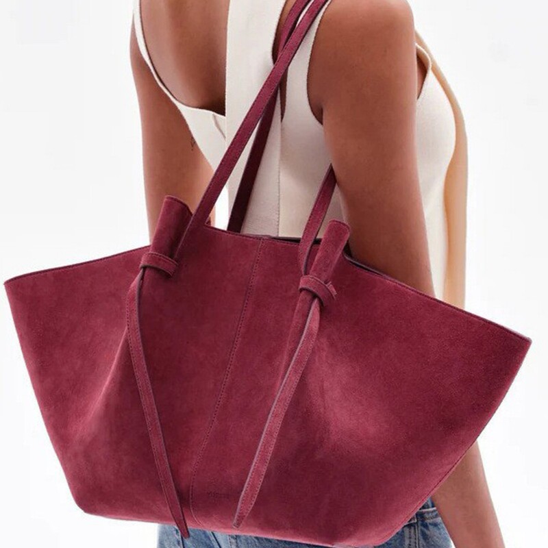 Winter New Tote Bag Retro Large Capacity Niche Design Wing Shoulder Bag Imitation Suede Texture Armpit Women
