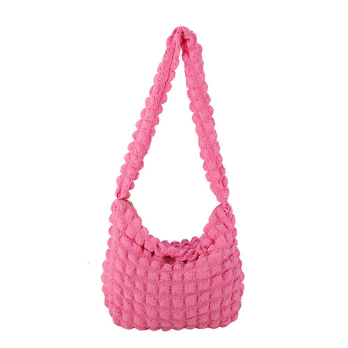This year's popular fashion minimalist temperament commuting pleated cloud bag for women 2024 single shoulder armpit bag hand-held bucket bag