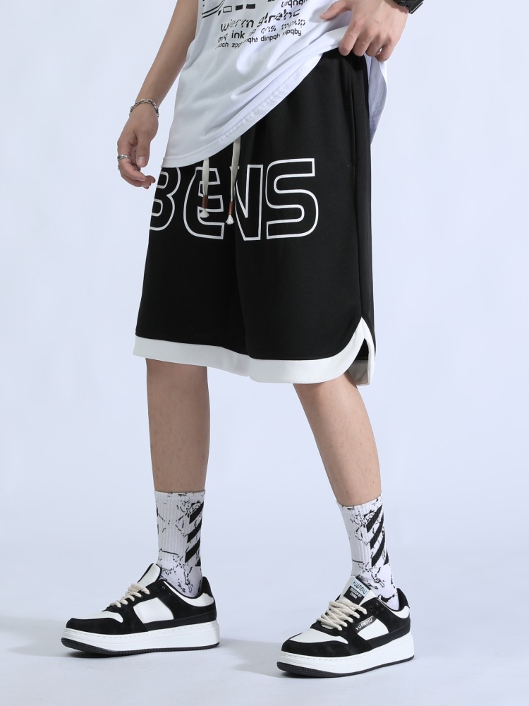 Pantalones cortos casuales para hombres verano 2025 nuevos pantalones deportivos de punto elásticos sueltos de moda pantalones juveniles