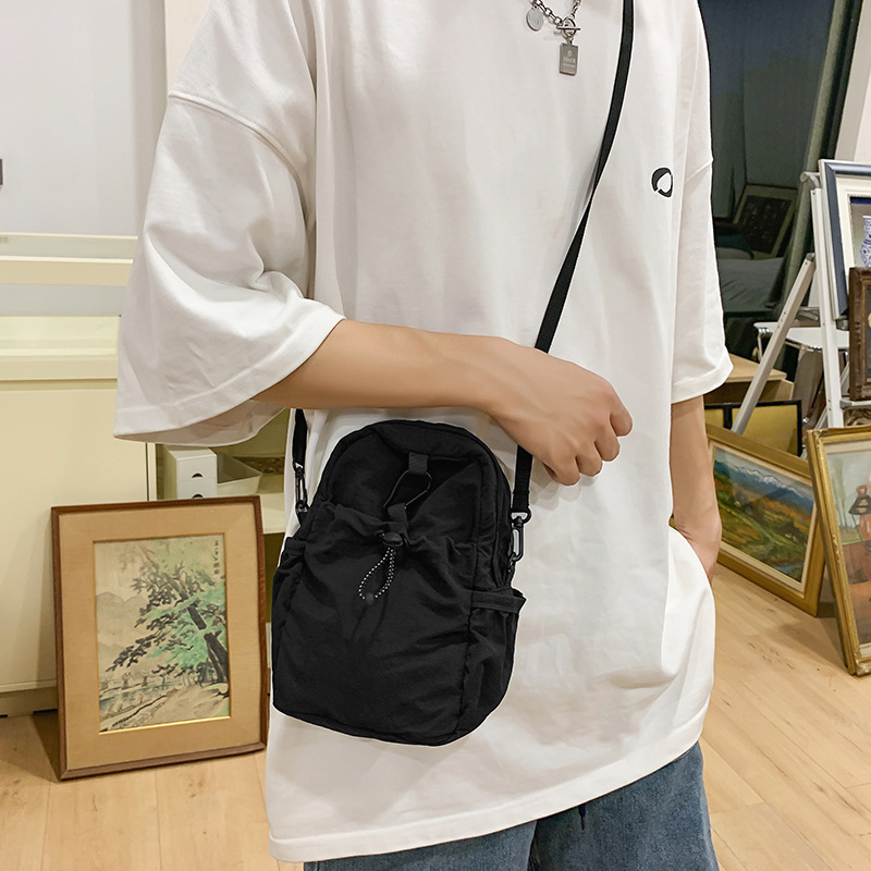 Solid-color nylon fabric bag for women, Spring 2025 new niche waist bag, ins casual pleated phone bag, crossbody bag for women undefined