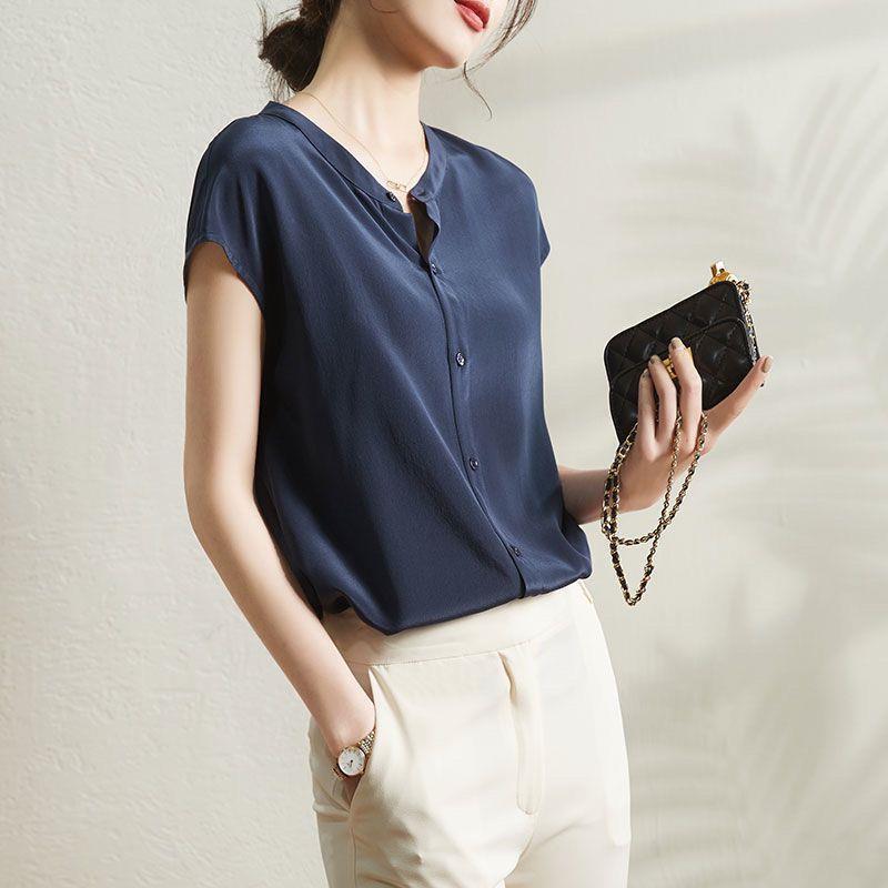 2024 Summer New Fashion Elegant Imitation Mulberry Silk Crewneck Shirt Top Wear Slim-fit Short-sleeved Shirt for Women