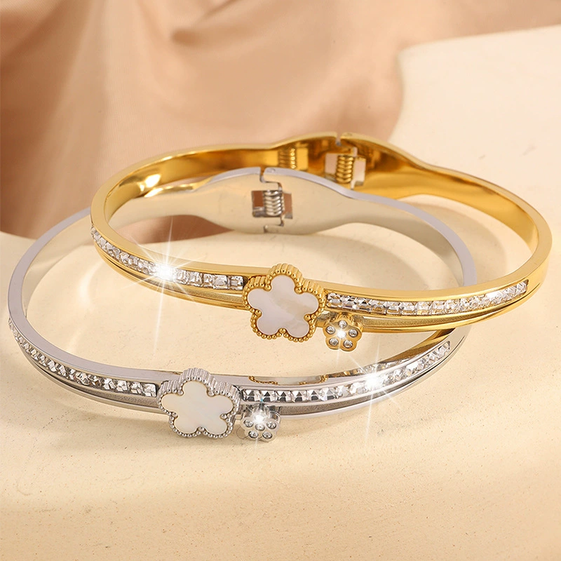 Fresh white fashionable women's bracelet flower-shaped stainless steel, accessory, European style