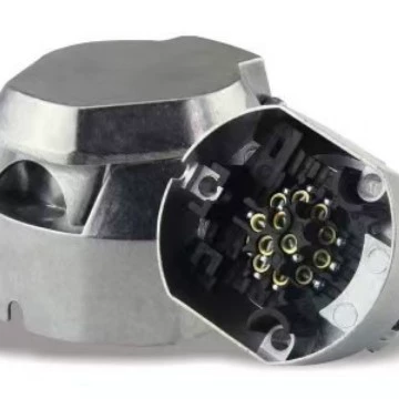 Plug 13-Pin Socket – Other Car Modifications