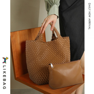 �羳���uŮ�����ֹ�������2023�r����������������ذ����e�μ��
