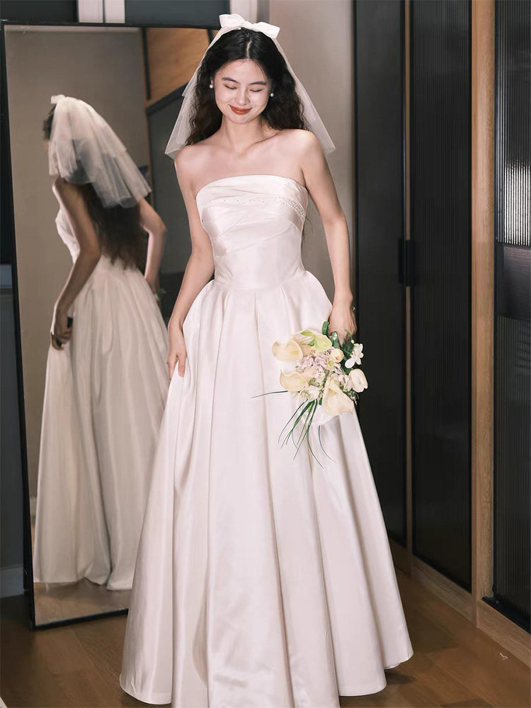 Strapless Light Wedding Dress, Simple Satin, Petite Bride, White Gown For Engagement And Marriage Registration, Elegant Wedding Dress For Going Out._ecoleips.com