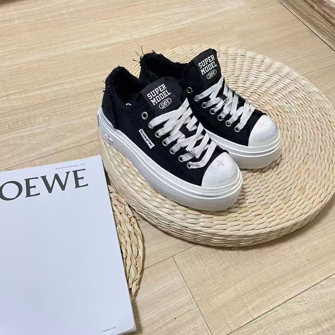 황야의 검은 고민