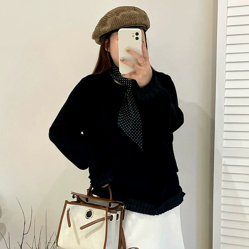Winter knitted sweater for leisure with a round collar, plus size