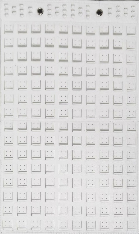 フェルトのイヤリングのアクセサリーは便利に収納できます。|undefined