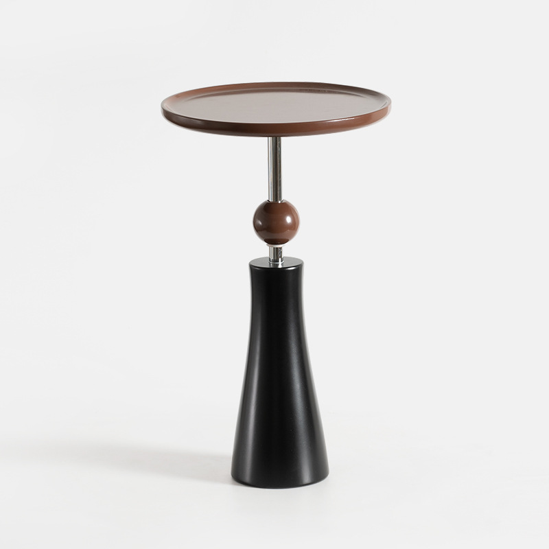 모카 브라운으로 업그레이드된 금속 지지대