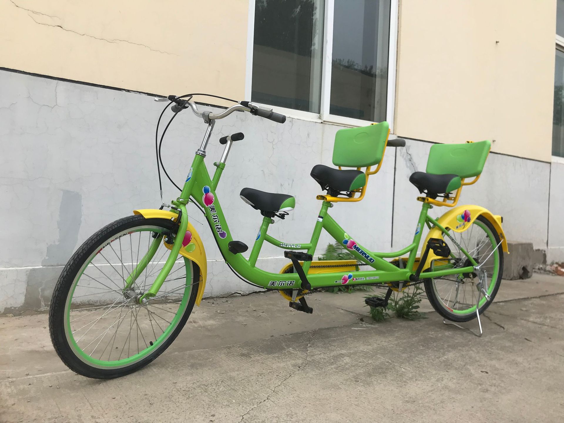 自行车,观光车,脚踏车休闲,多人骑,景区观光车,双人自行车