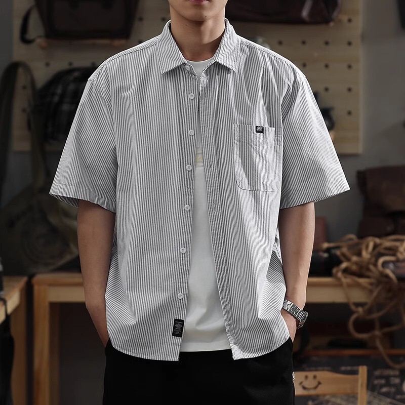 Summer New Vertical Stripe Short Sleeve Shirt Men's Handsome Half Sleeve Loose plus size Casual Shirt Cardigan Coat Trendy Summer New Vertical Stripe Short Sleeve Shirt Men's Handsome Half Sleeve Loose plus size Casual Shirt Cardigan Coat Trendy