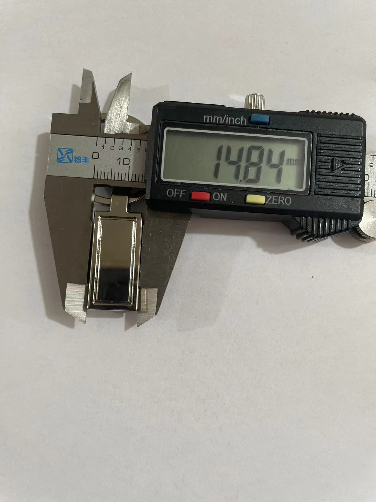 04677fe7-e790-41b2-8681-64f26d