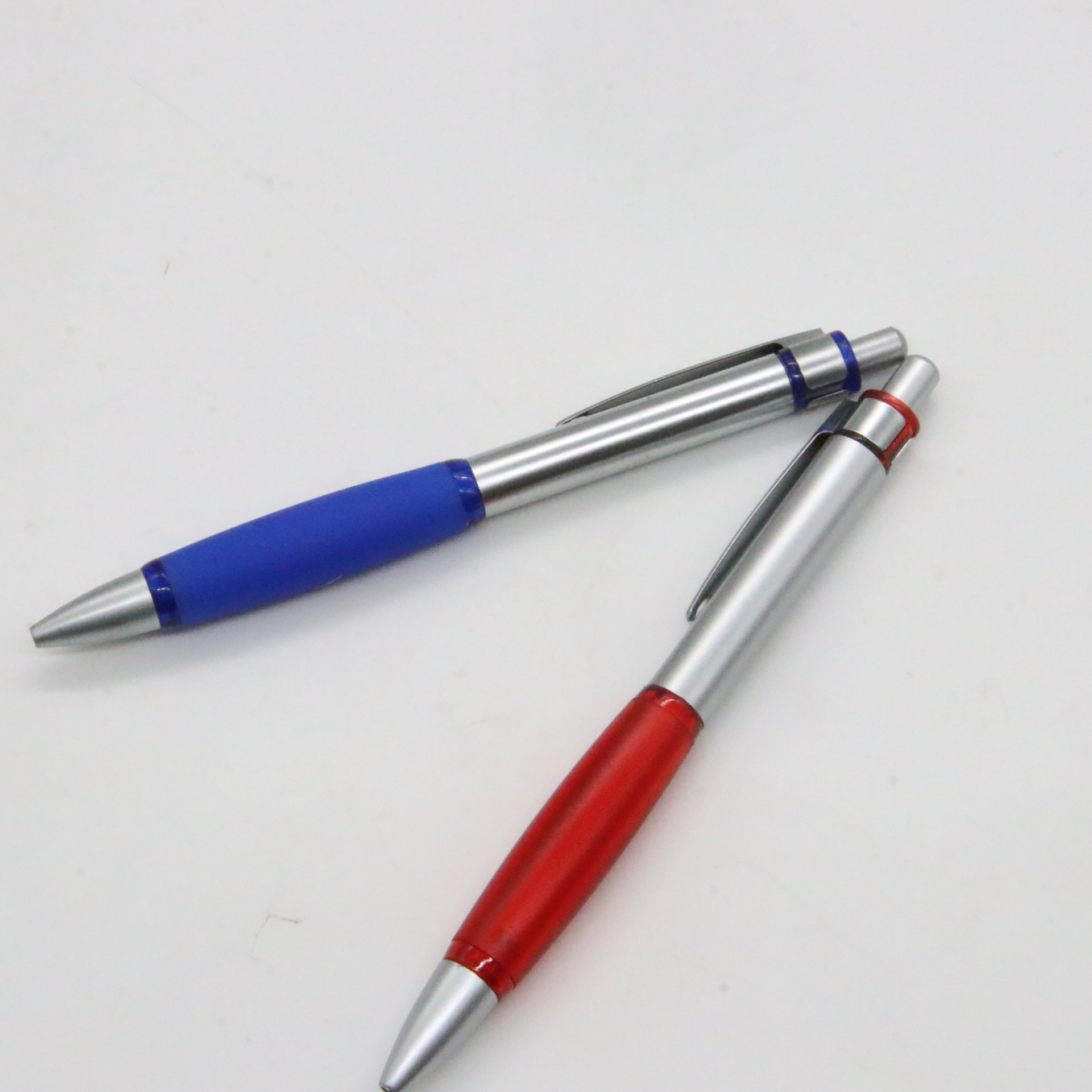 Pluma de metal varilla bolígrafo de alto valor de color de fábrica al por mayor pluma de firma bolígrafo de metal promoción de prensa en stock