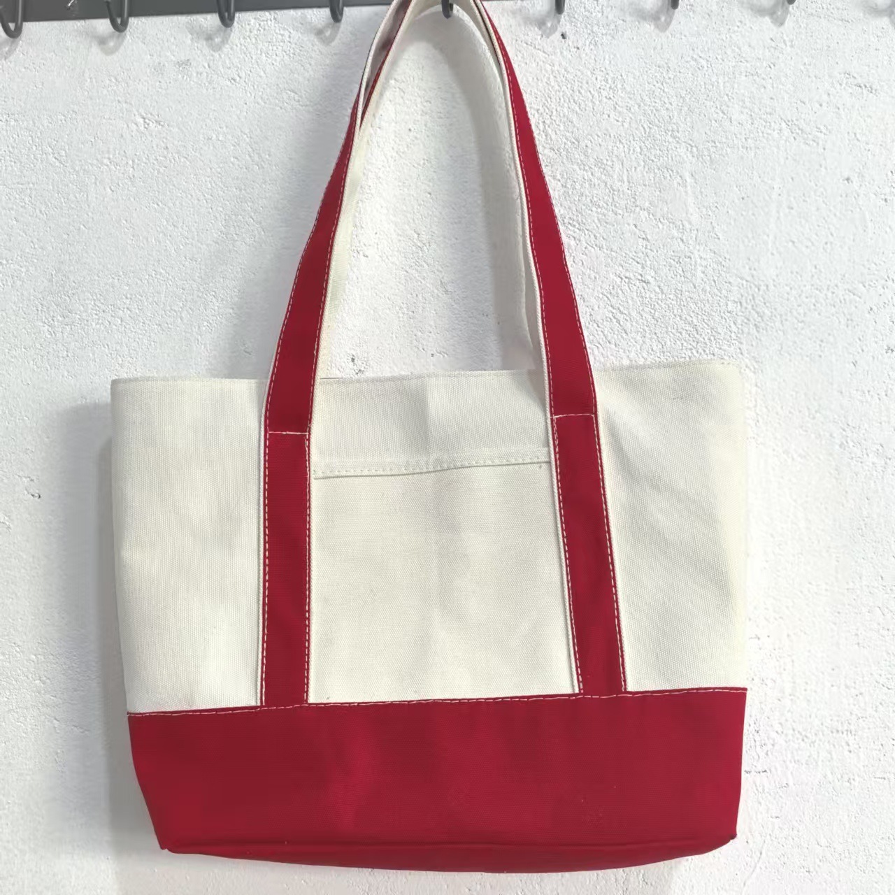 빨간색