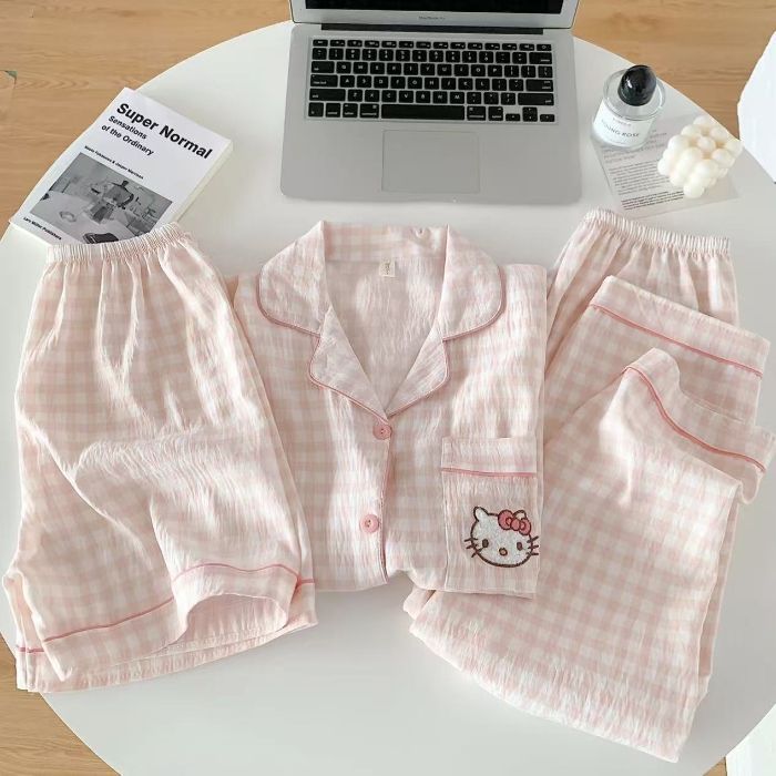 Pantalones cortos de tres piezas pantalones de manga corta verano nuevo estilo caliente dibujos animados casual lindo estilo cardigan pijamas mujeres nubes algodón