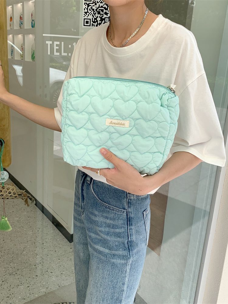 37293 nueva bolsa de cosméticos de gran capacidad acolchada bolsa de almacenamiento de amor lindo bolsa de lavado portátil compras embrague