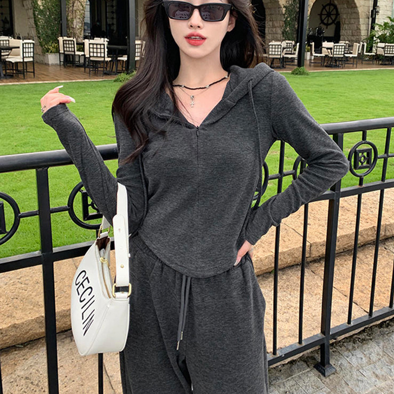 ActiveGo Slimm, completo sportivo da donna, due pezzi, alla moda, casual, autunno inverno, con cappuccio e pantaloni a gamba larga_voghion.com