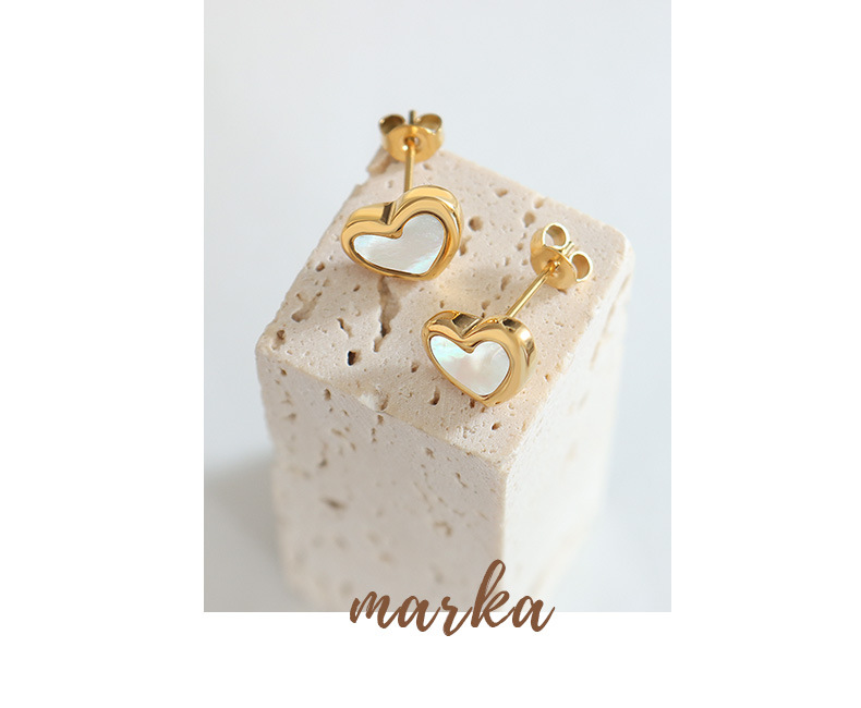 Set collana e bracciale con conchiglia a cuore tre pezzi_voghion.com