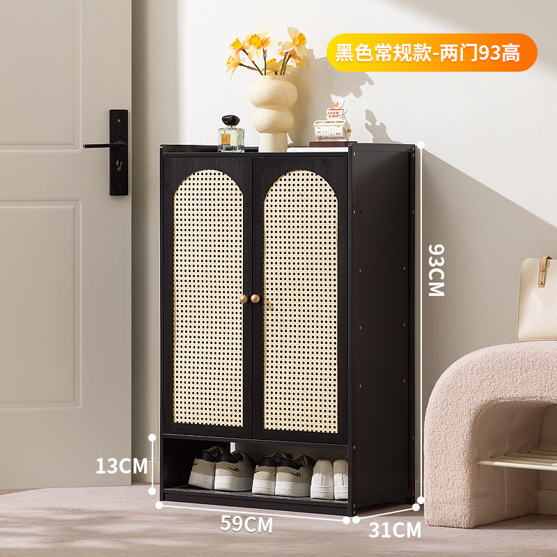 검정색 이중문 7층