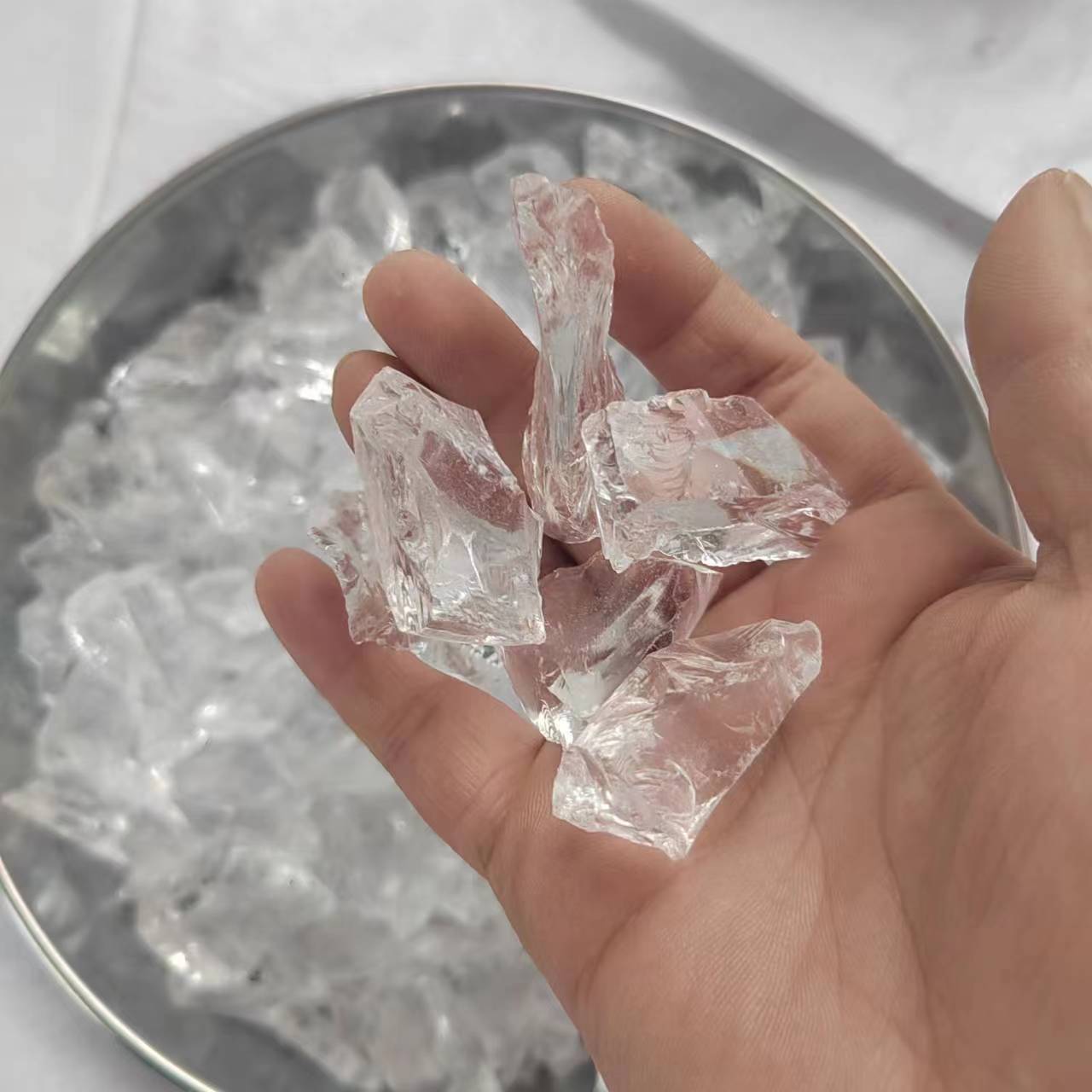 高纯透明熔融石英块 喷砂除锈/耐火材料专用 高含量电熔石英砂