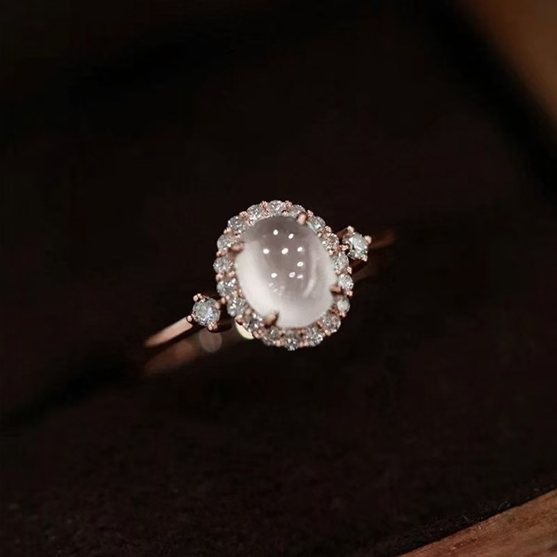 Sparkling Ring For Women, Crafted With Romance.Sleek & Comfortable, Designed To Highlight Your Charm.A Subtle Yet Stunning Piece For Dates,_voghion.com