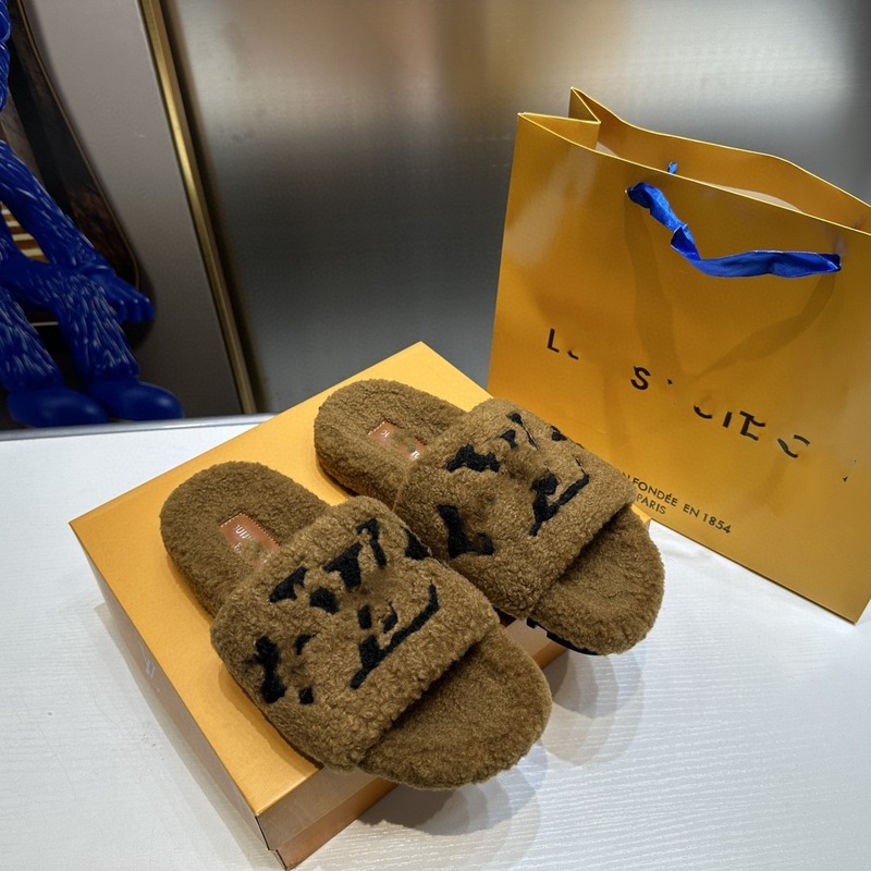 跨境热销驴家毛毛拖鞋女外穿平底轻便羊皮毛一体拖鞋厂家批出货快|undefined