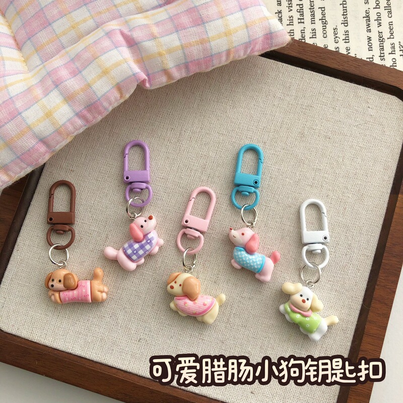 Cute Winter Sweater Dachshund Dog Keychain Cartoon Animal Couple Pendant Student Schoolbag Simple Hanging Gift