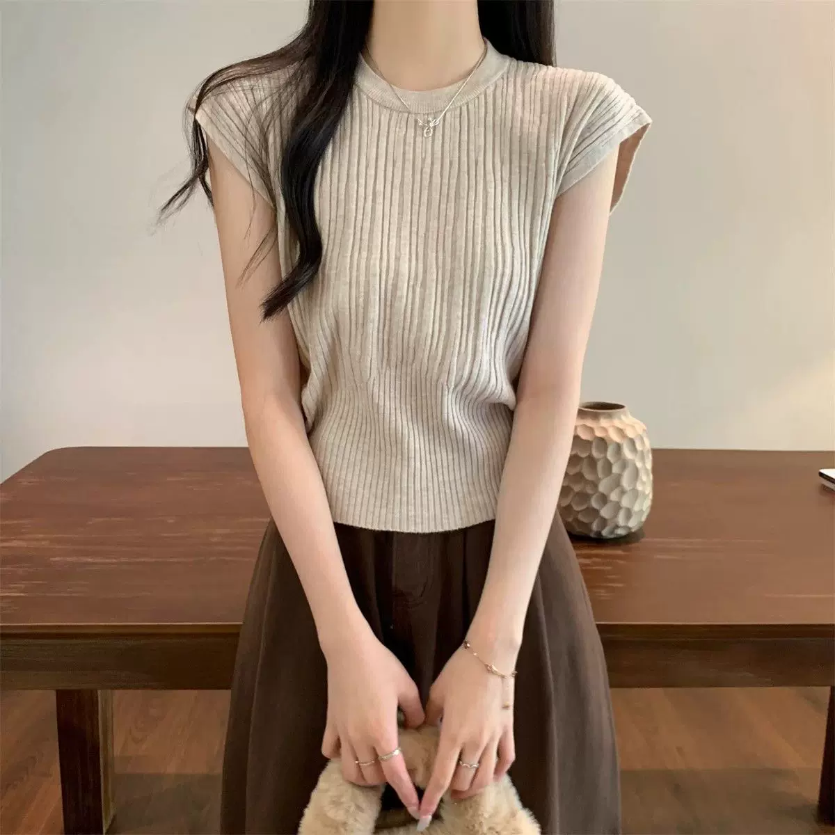 6608#冰丝针织衫女夏复古圆领短袖打底衫设计感小众短款薄款上衣