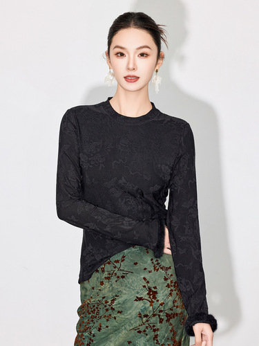 【Zhihe Tang】Autumn/Winter New Fashion Long-Sleeve Base Shirt Round Neck Slimming Elegant Top for Women
