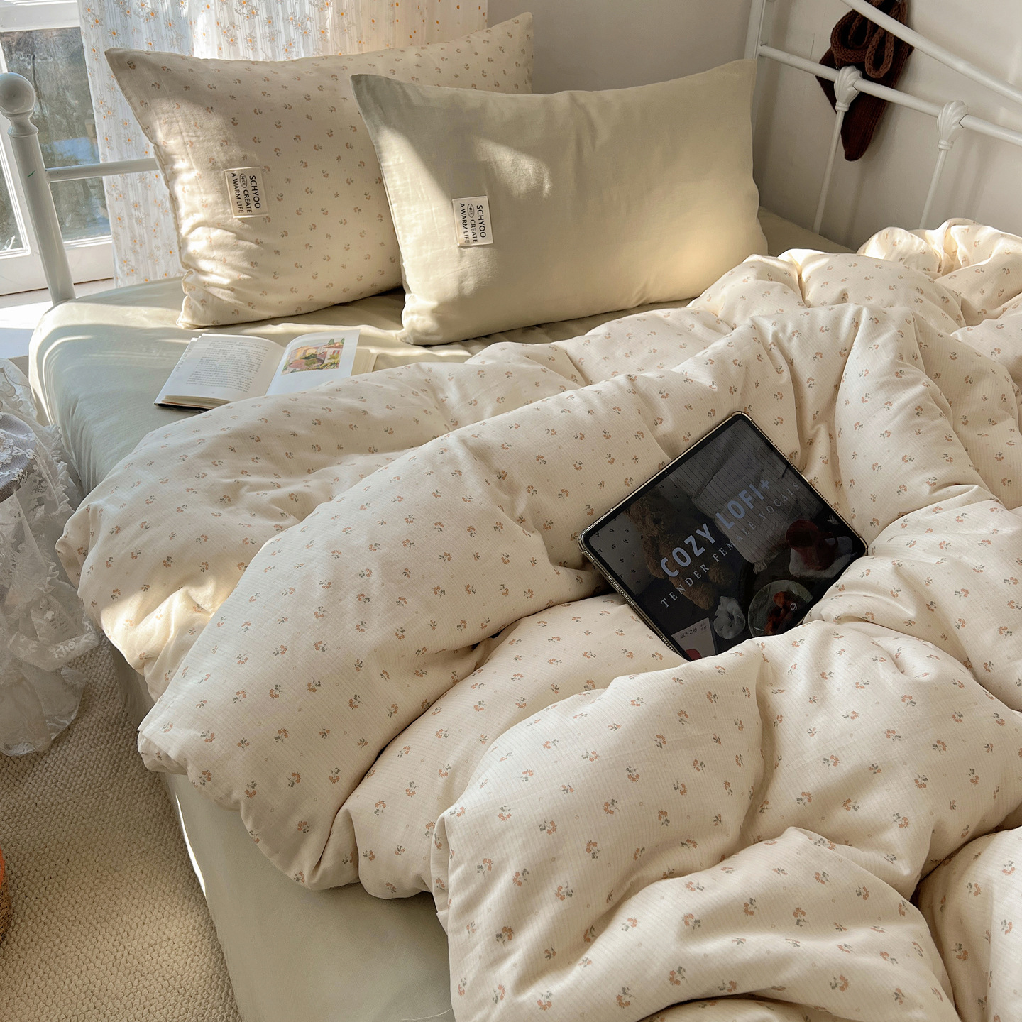 Fresh and Simple Pure Cotton Double-Layer Gauze Four-Piece Set Cartoon All-Cotton Printed Bed Sheet Duvet Cover Three-Piece Set Student Dormitory Bedding