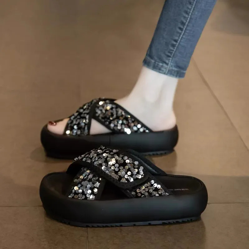 Korean Style Thick-Soled Sequined Trendy Sandals for Outer Wear with Skirts Street Style Sandals for Women 2025 Summer New Style Slippers Korean Style Thick-Soled Sequined Trendy Sandals for Outer Wear with Skirts Street Style Sandals for Women 2025 Summer New Style Slippers