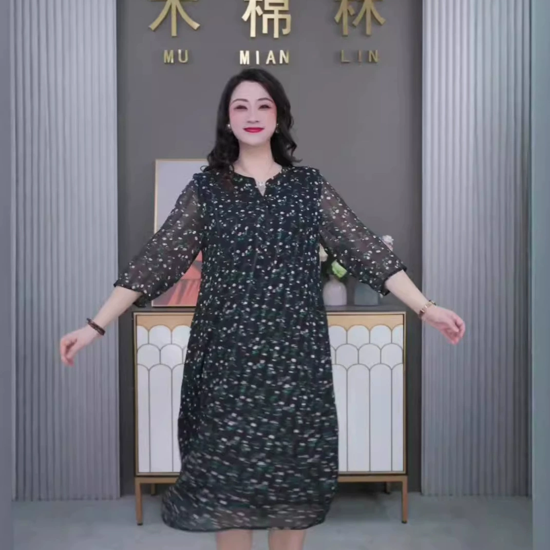 Осенний новый прохладный свободный плюс большой размер прямой 40-летний куриный воротник толстый MM мама платье для детей