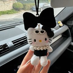 黒いバッグチャーム、甘くてクールな猫のぬいぐるみ、車のキーホルダー、車の装飾人形、クリエイティブなミニチュアのおしゃれな玩具