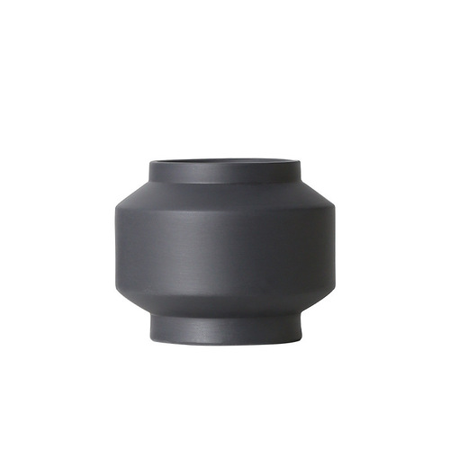 Minimalist black ceramic decorative vase, high-end artistic flower arrangement, study living room, entrance hall decoration