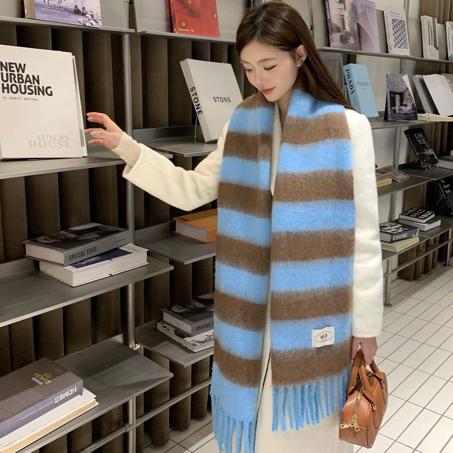 Corea del Sur AC rayas de color combinado bufandas de cachemira 2024 nuevo otoño invierno moda versátil pareja calentamiento buñuelo