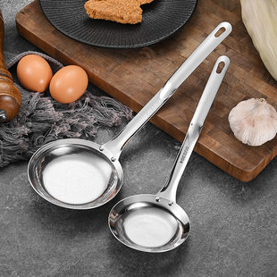 304 stainless steel oil barreled coession oil residue oil foam filtering spoon to remove foam spoon kitchen tool hanging oil spoons