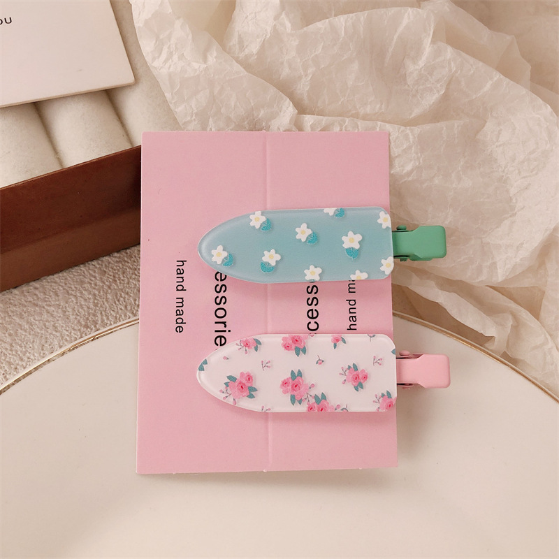 Un par de impresión de arco para niñas pinzas de cabello sin marcas de dibujos animados para mujeres adorables pinzas de cabello para el cabello de bordas rotas