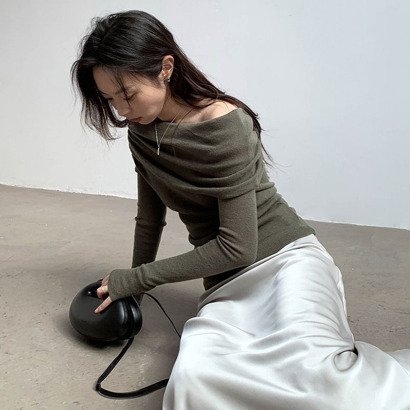 Love and Nancy Guangzhou Thirteen Lines Summer Original New French Exquisite Lazy One-Shoulder Twist Sweater 21137